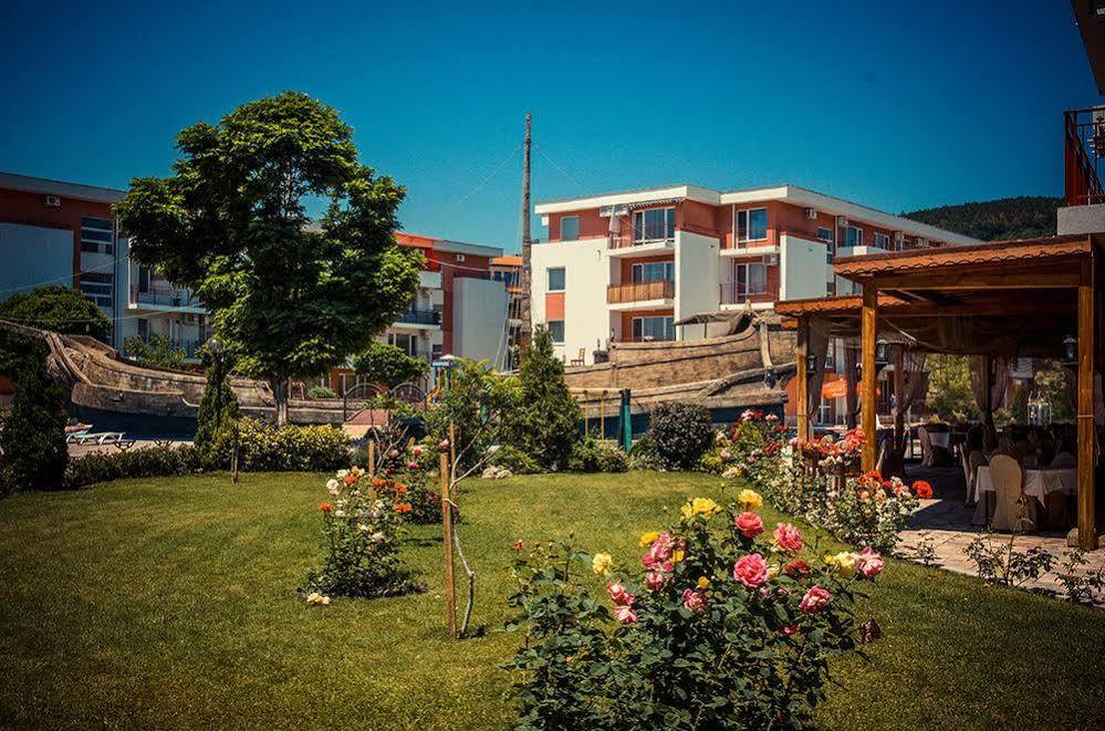 Privilege Fort Beach - Menada Apartments Elenite Zewnętrze zdjęcie